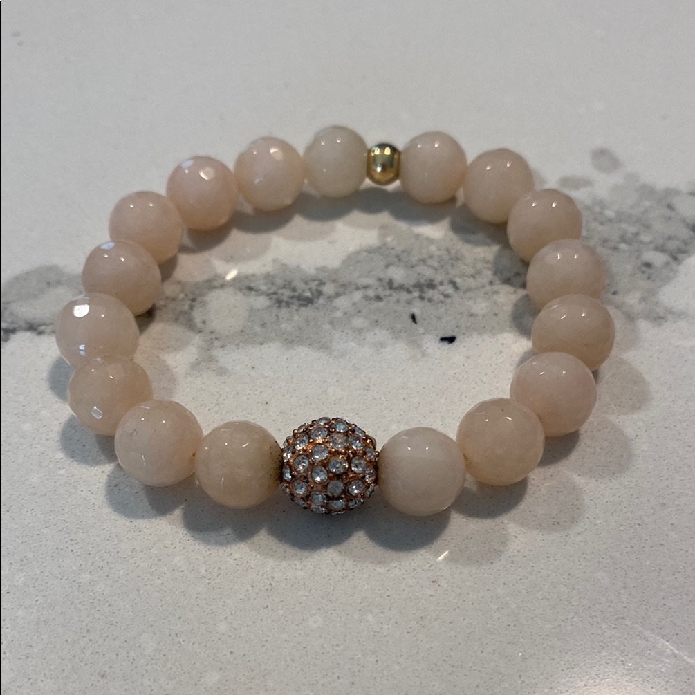 Love Poppy Cream Beaded Bracelet With Gold Accent